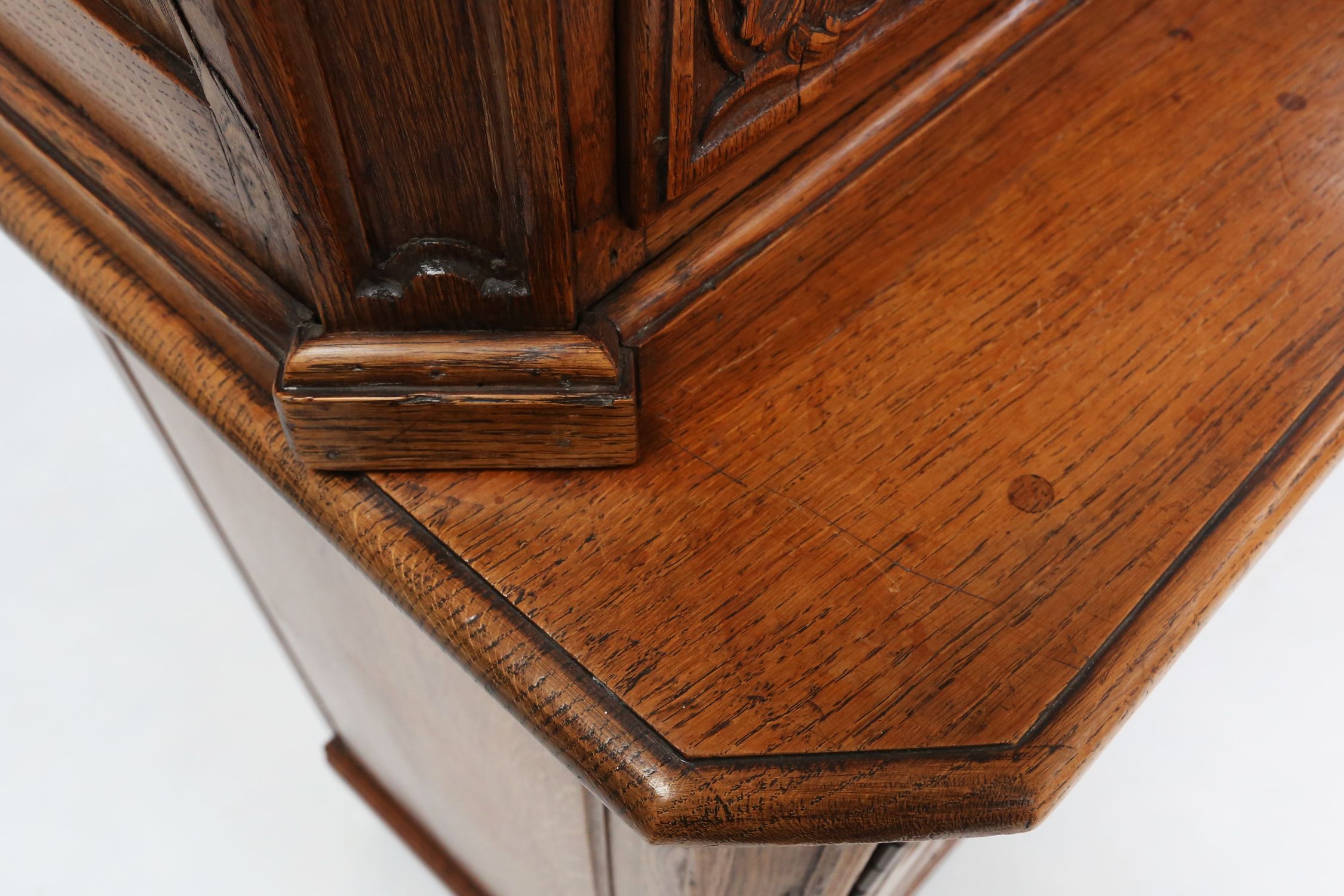 Antique Liège Display Cabinet in Carved Wood, Belgium, 18th Centurythumbnail